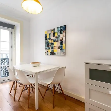 Apartment Bairro Alto Ii Center Of Lissabon